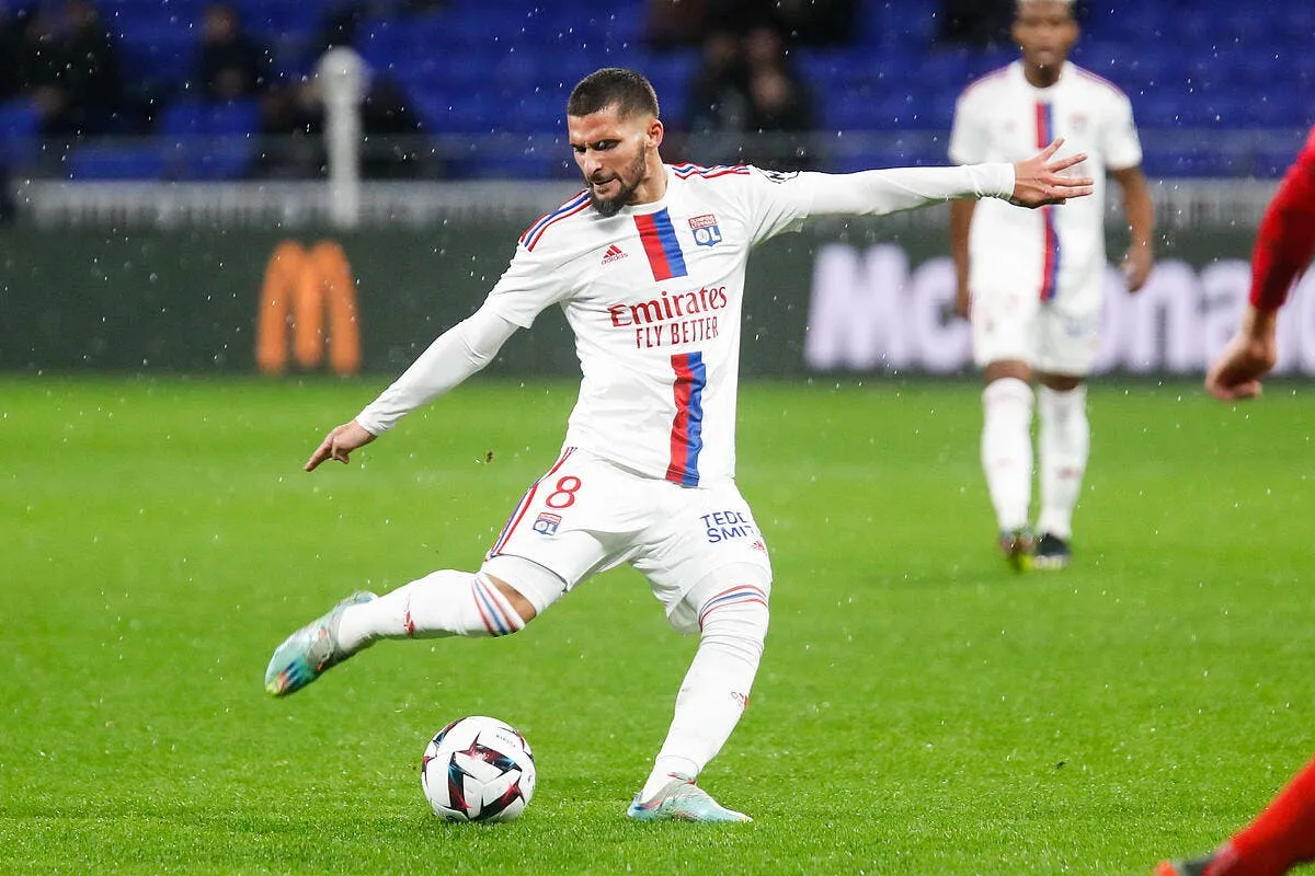ol lyon termine sa preparation dans la douleur icon 25i0465 354946