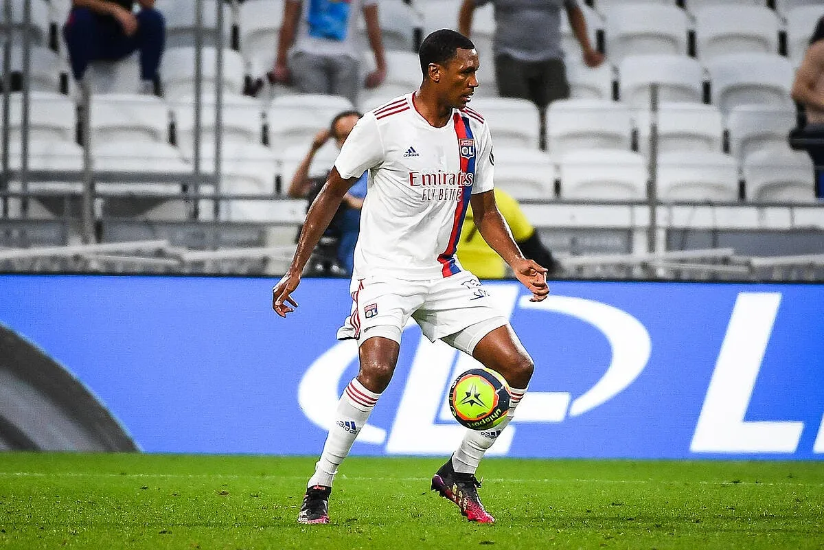 ol marcelo ecoeure un peu plus les supporters de lyon icon mm1 1053 321953