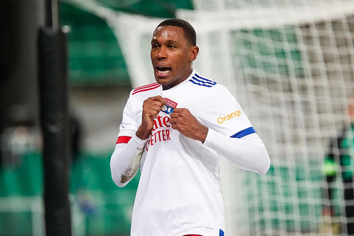 ol marcelo pousse un peu loin la provocation icon 25i9873 copie 322419