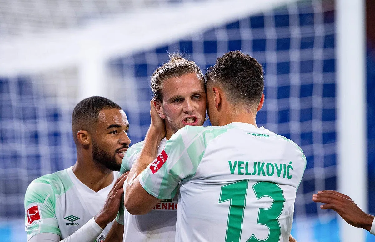 ol milos veljkovic lyon a la lutte avec l om icon 200926 99 722014 dpai 316855