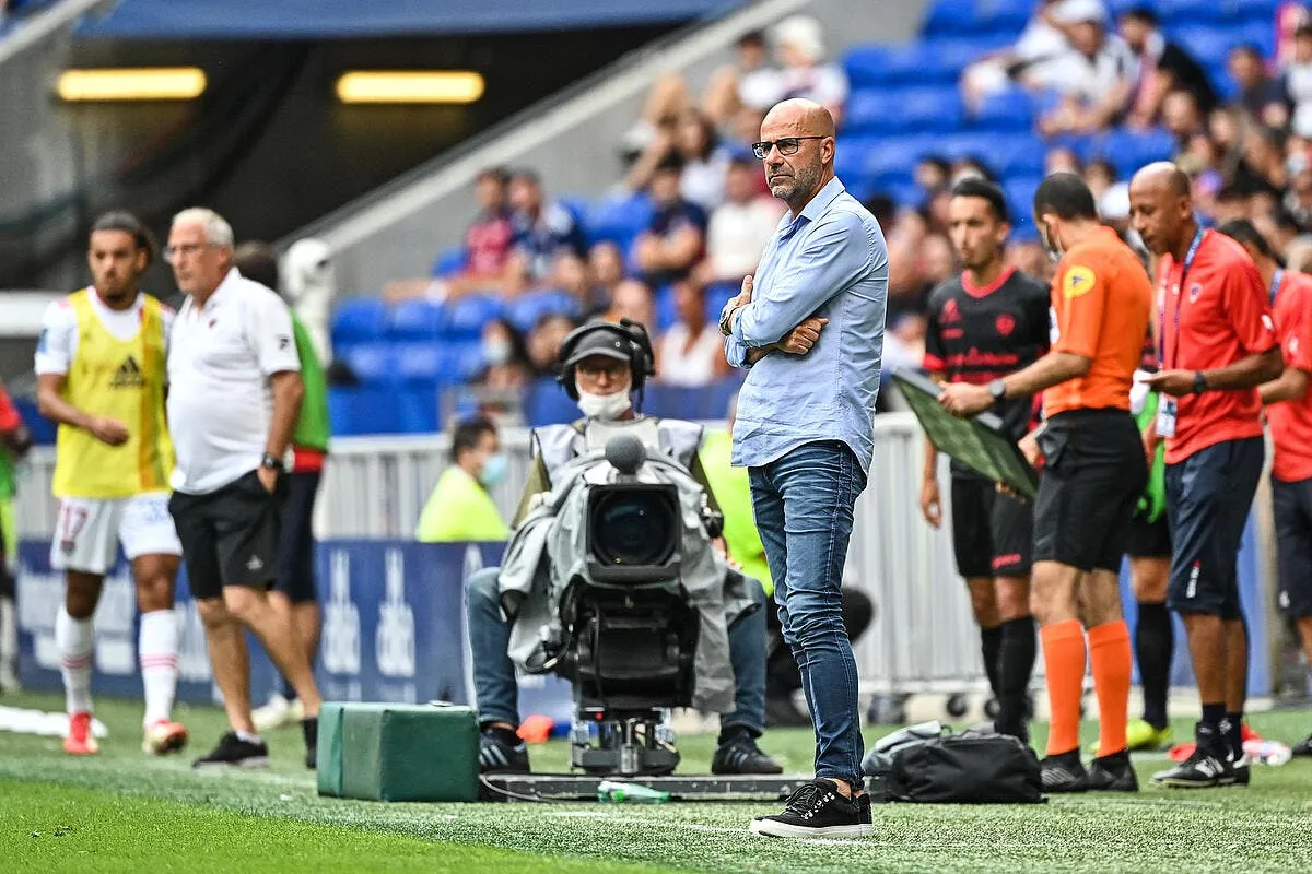 ol peter bosz craque et lance des scuds sur lyon icon bap 220821 93 058 321955