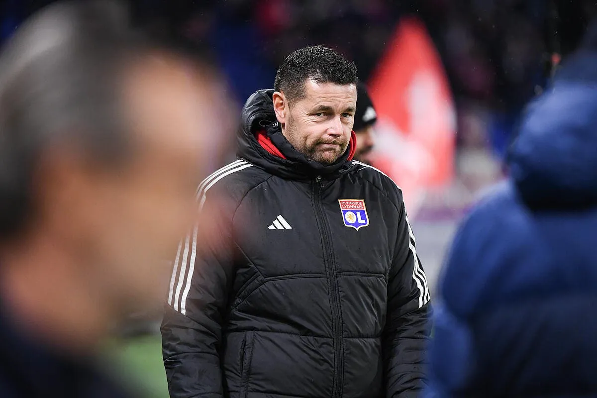 ol pierre sage deja en danger il garde son calme iconsport 248517 0183 386911