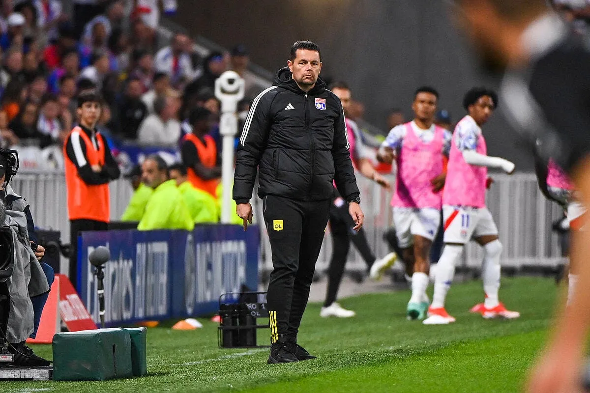 ol pierre sage diplome lyon soulage iconsport 225314 0171 377730