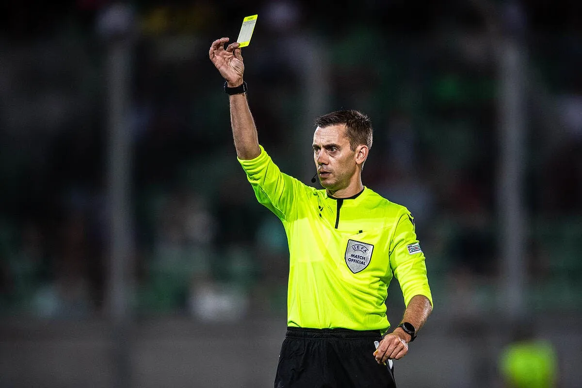 ol psg turpin au sifflet la polemique demarre en trombe icon bb210824lt071 323719