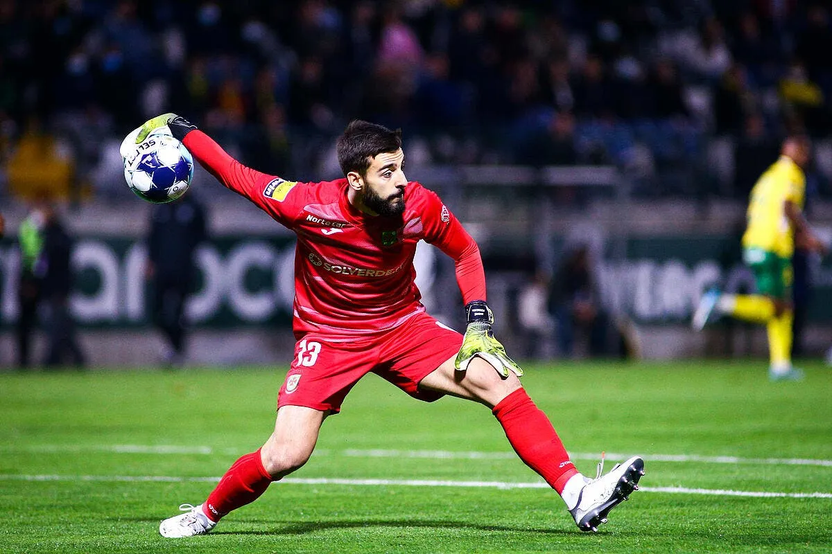 om apres mbemba titi annonce le successeur de mandanda andre ferreira 345693