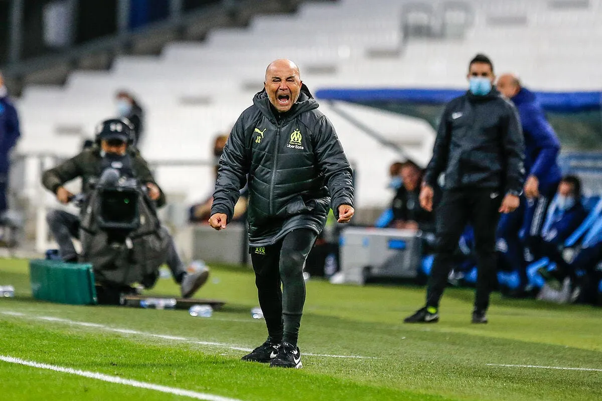 om avant de critiquer sampaoli merci d attendre le mercato icon d1r3694 313181