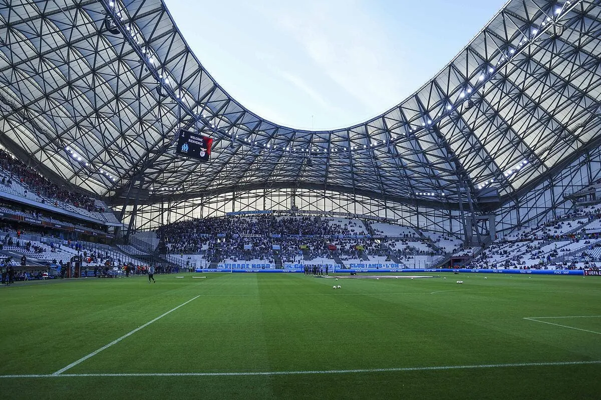 om benfica les compos 21h00 sur m6 et canal foot iconsport 211081 0004 374695