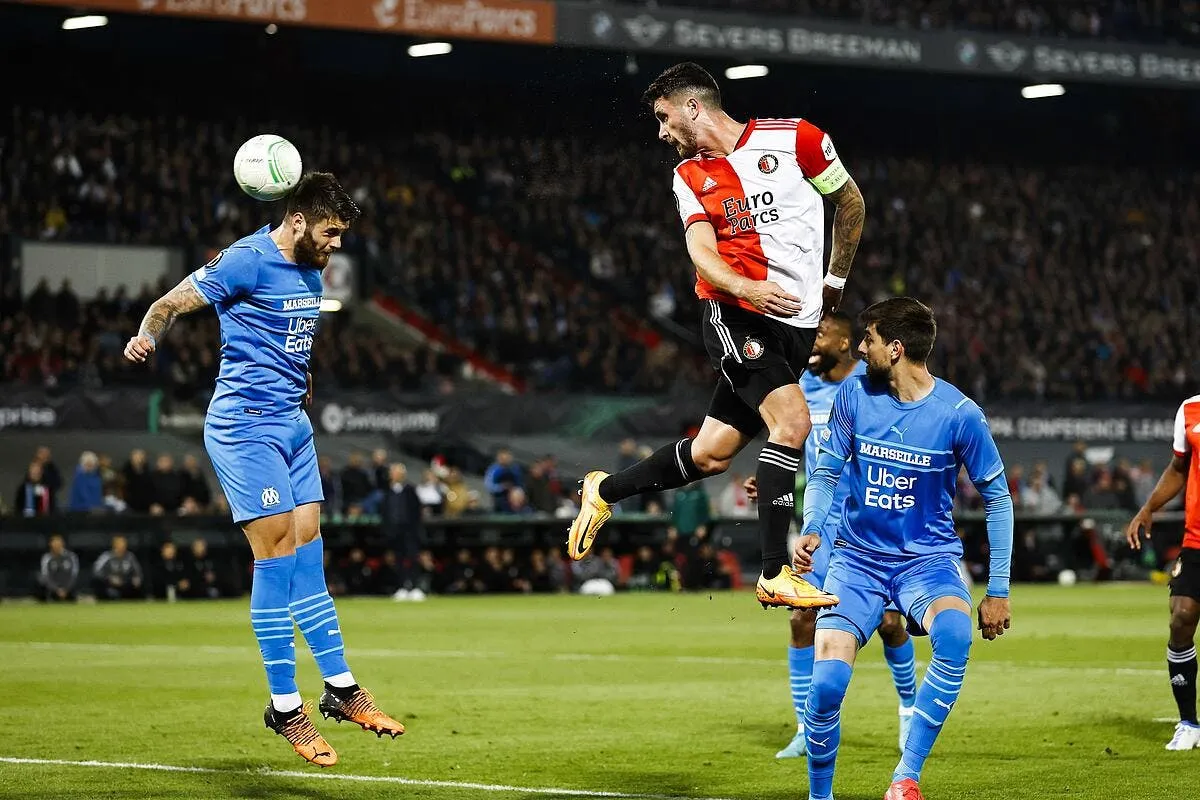 om caleta car se fait defoncer il n est pas le seul icon 447758864 340071