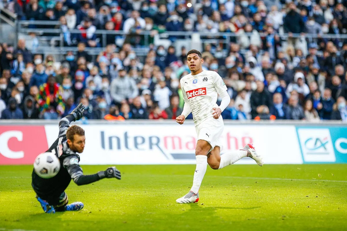 om deux clubs sur luis henrique les supporters degoutes icon d1r5220 330719