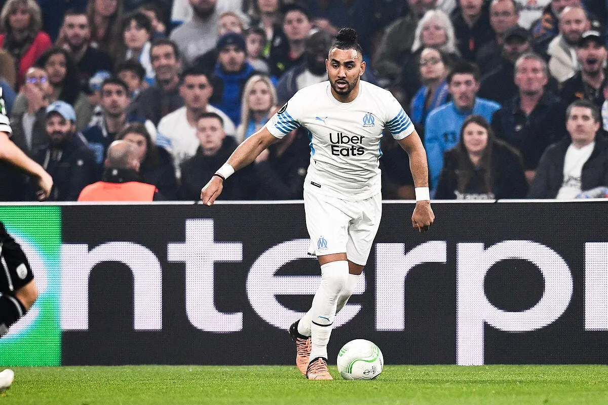 om dimitri payet marque le but de l annee le velodrome en feu icon pl5 7163 338511