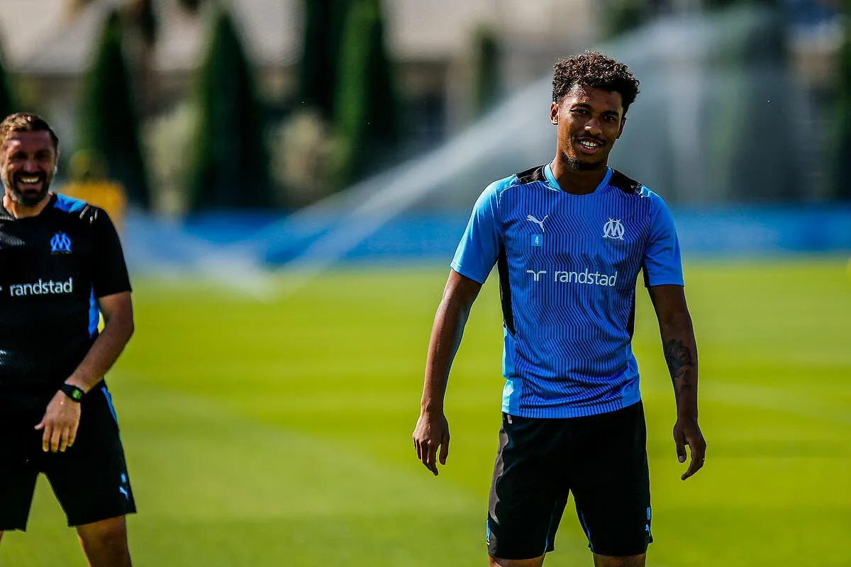 om enfin un accord pour kamara icon d1r2966 322609