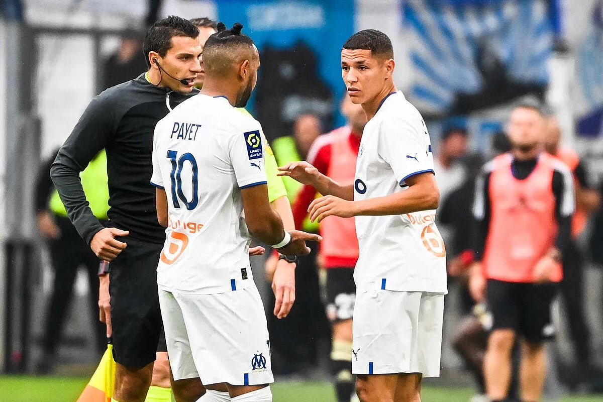 om harit n est pas pres de rendre la place a payet harit 8 352387