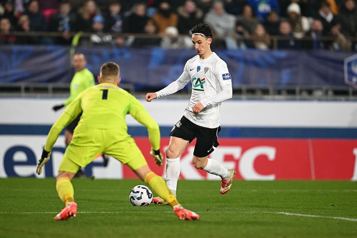 om il empile les buts et reve de venger l ol lepaul 388157