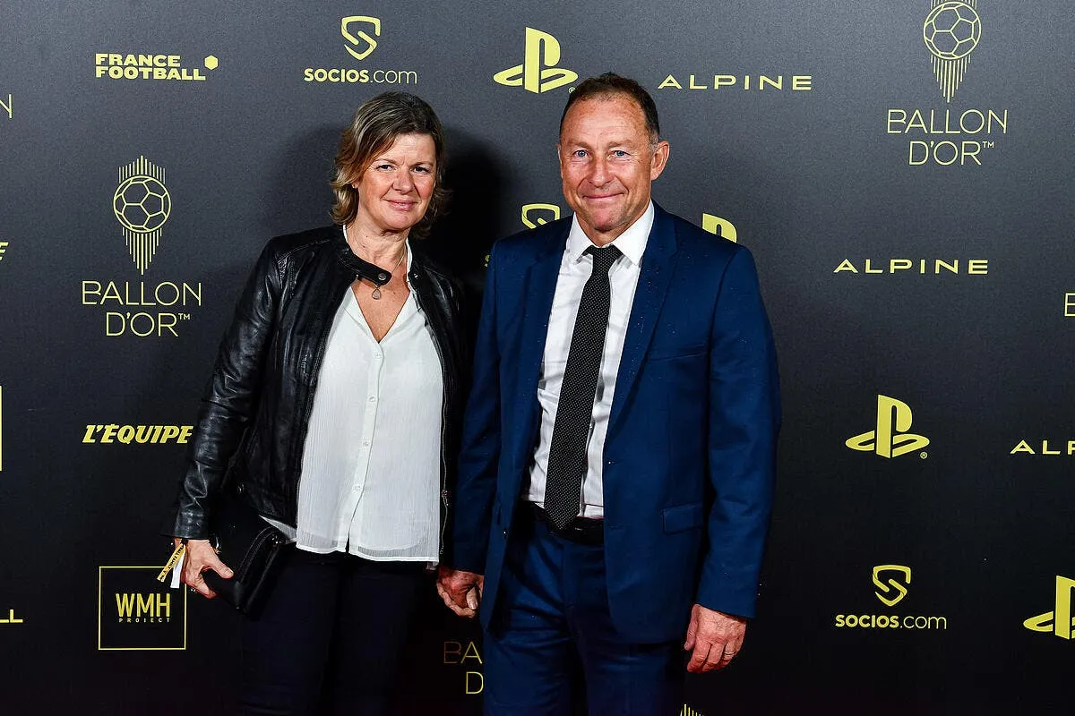 om jean pierre papin revient dans un role mystere icon bap 171022 93 136 353654