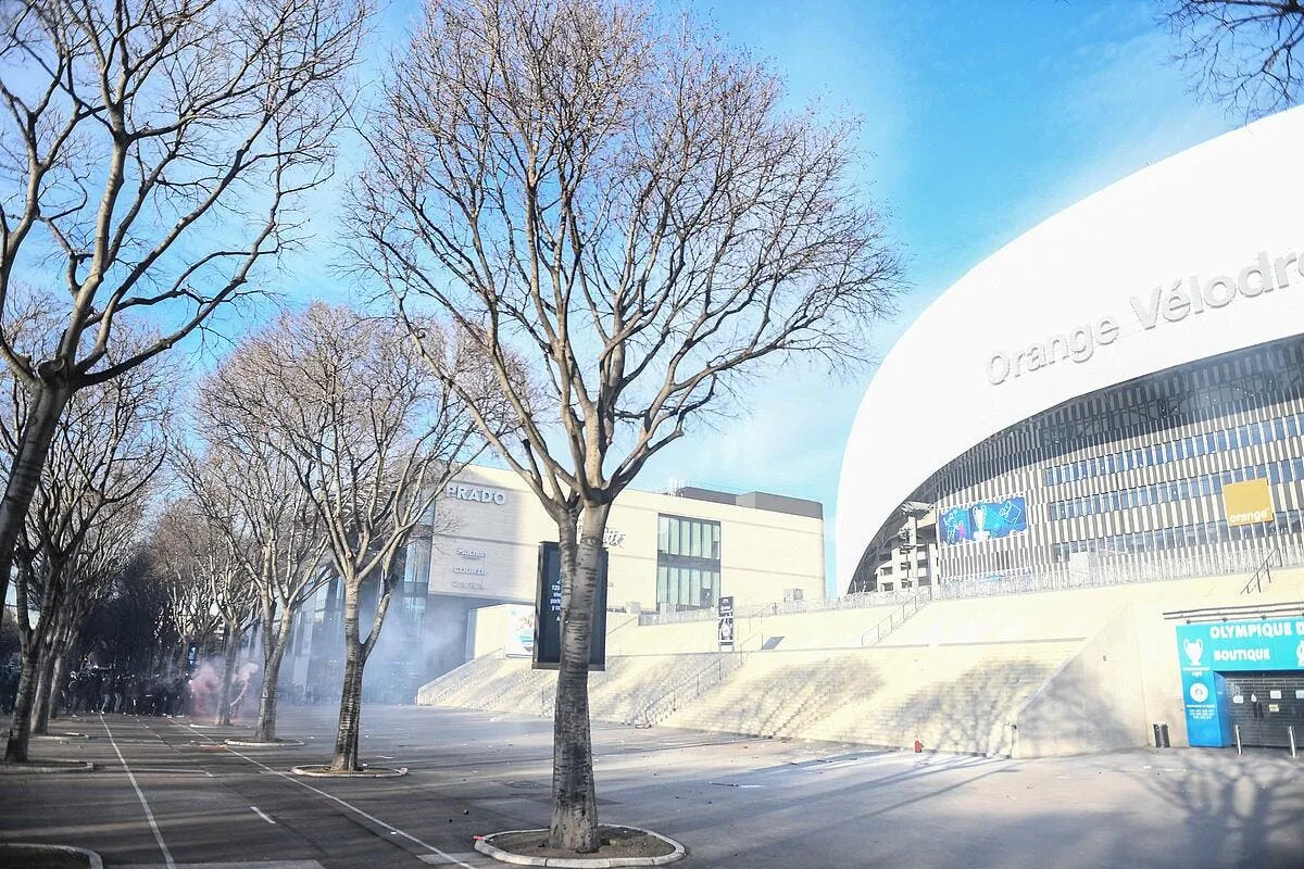 om la vente du stade velodrome menes n y croit pas a 305963