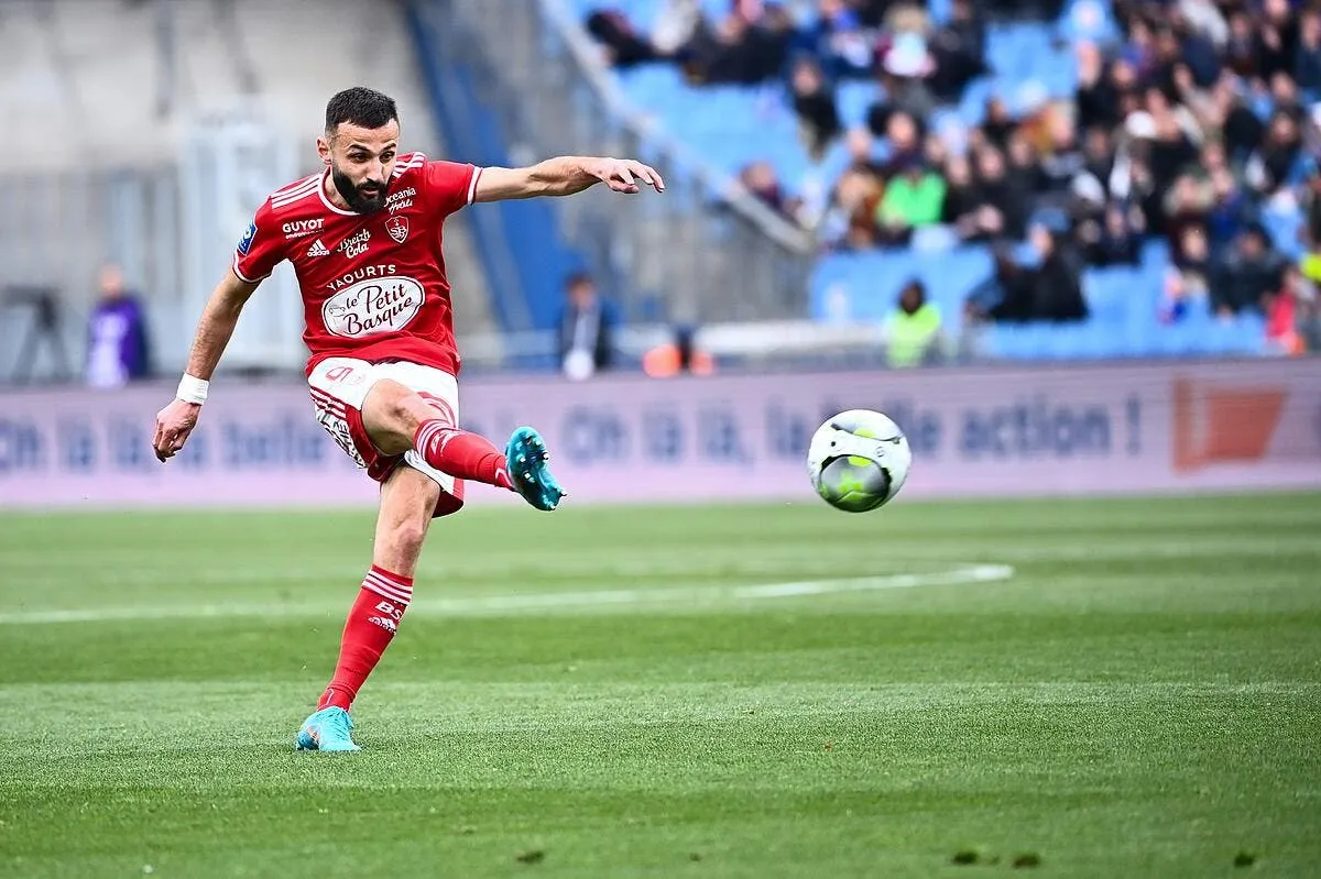 om longoria creuse une piste en l1 pour le prochain mercato icon adim 030422 34 042 338725