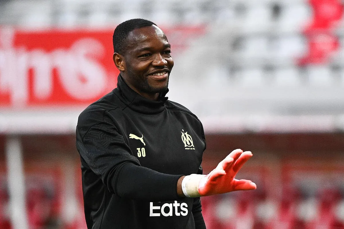 om mandanda pousse en touche a marseille icon dib 230421 10 05 318521