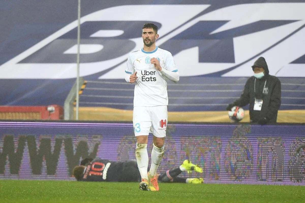 om pierre menes ecoeure par un alvaro dangereux et violent icon dib 130121 11 70 304117