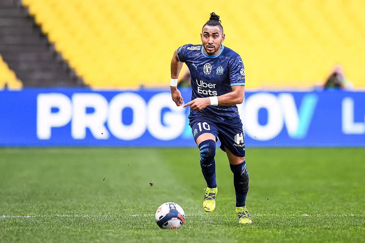 om pierre menes tape du poing sur la table icon bap 200221 93 065 307327