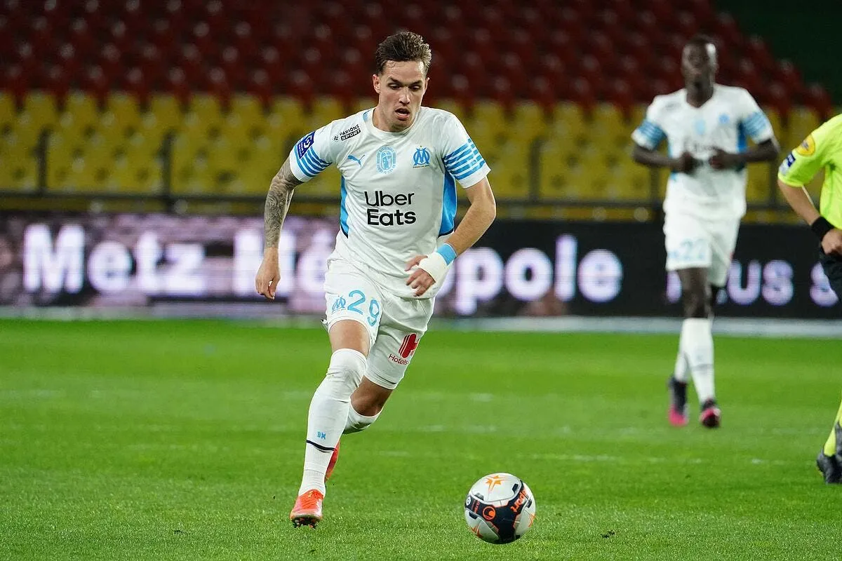 om strootman contre lirola le coup de genie de longoria aa 315221