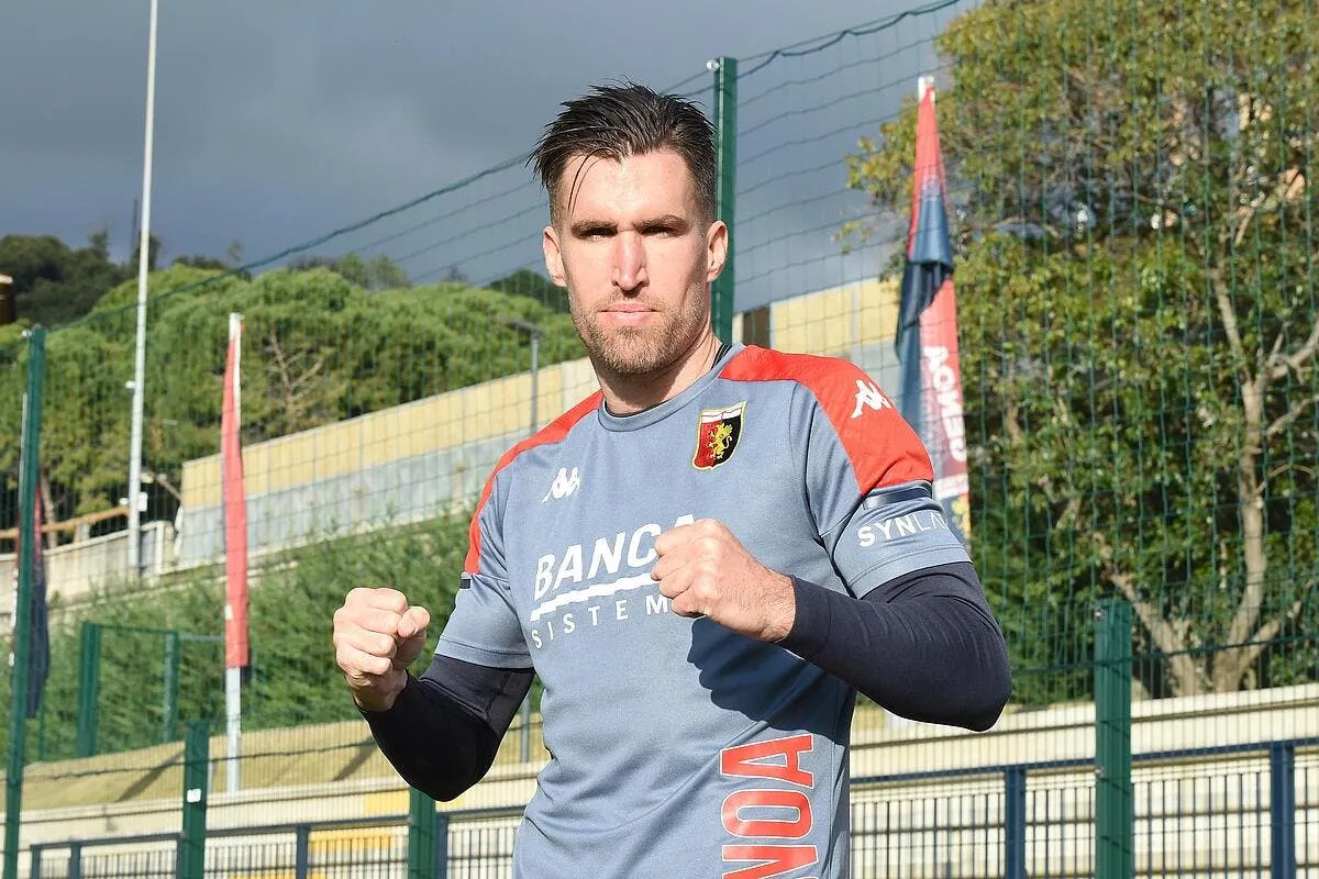 om strootman officiellement prete au genoa ertkzr2xaaanmig 304165