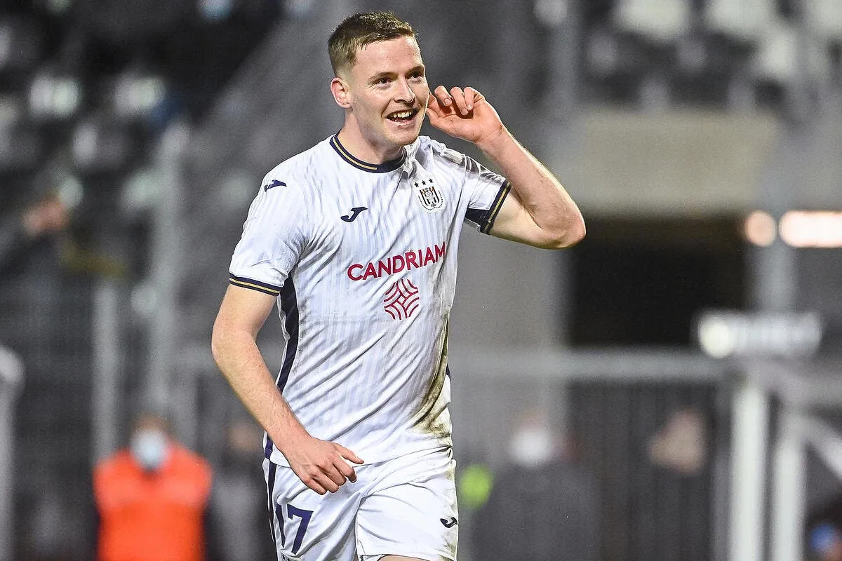 om un lateral cible sampaoli risque de ne pas valider sergio gomez 329793