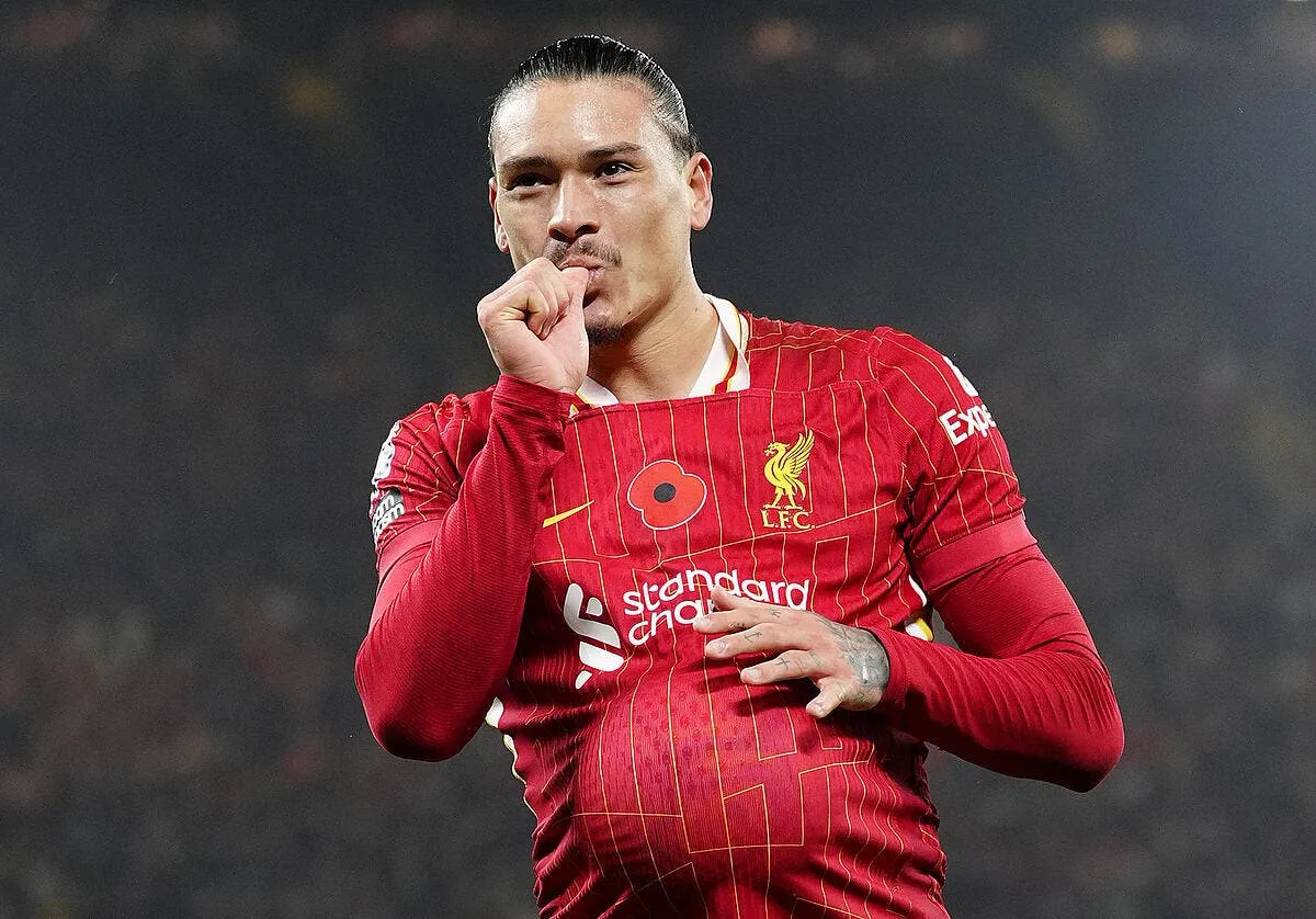 pl liverpool profite du faux pas de man city iconsport 244088 0032 383716