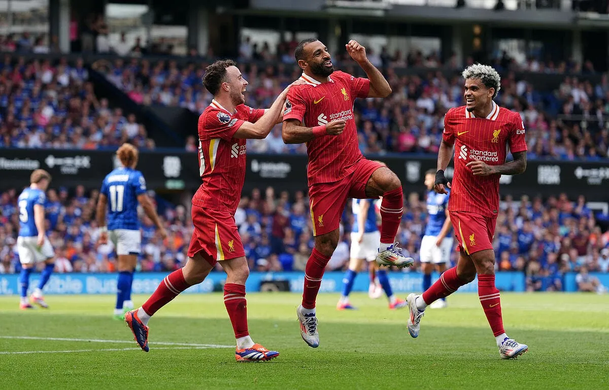 pl salah decisif debuts reussis pour slot et liverpool salah 15 379905