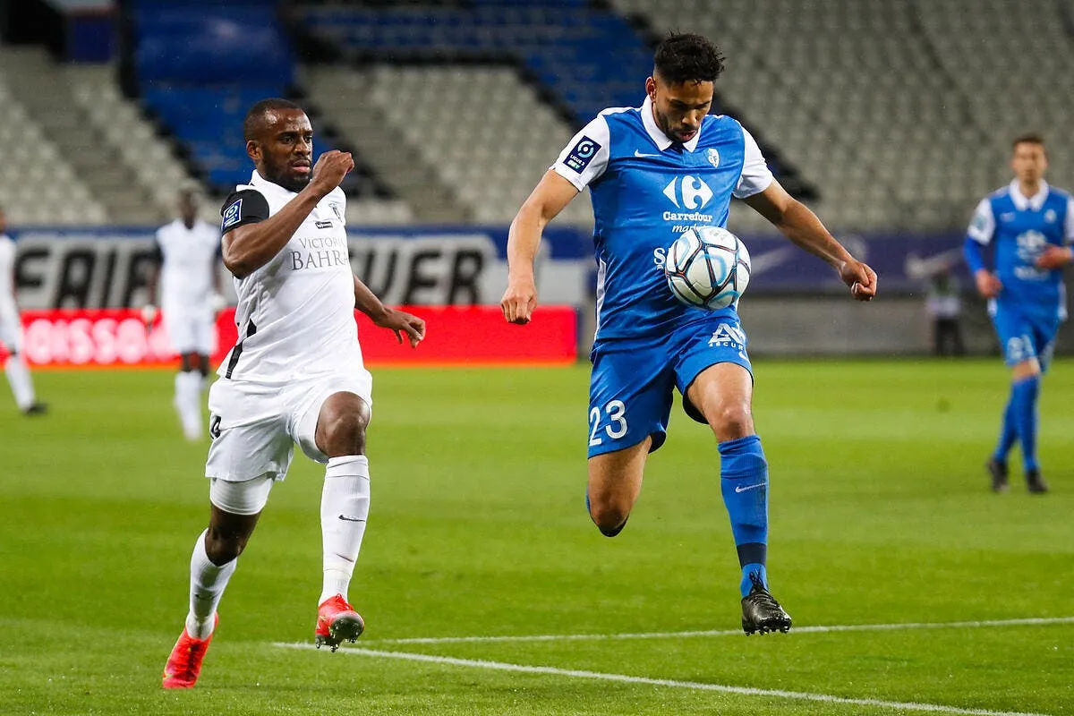 play offs grenoble sort le paris fc icon 25i8887 copie 314477