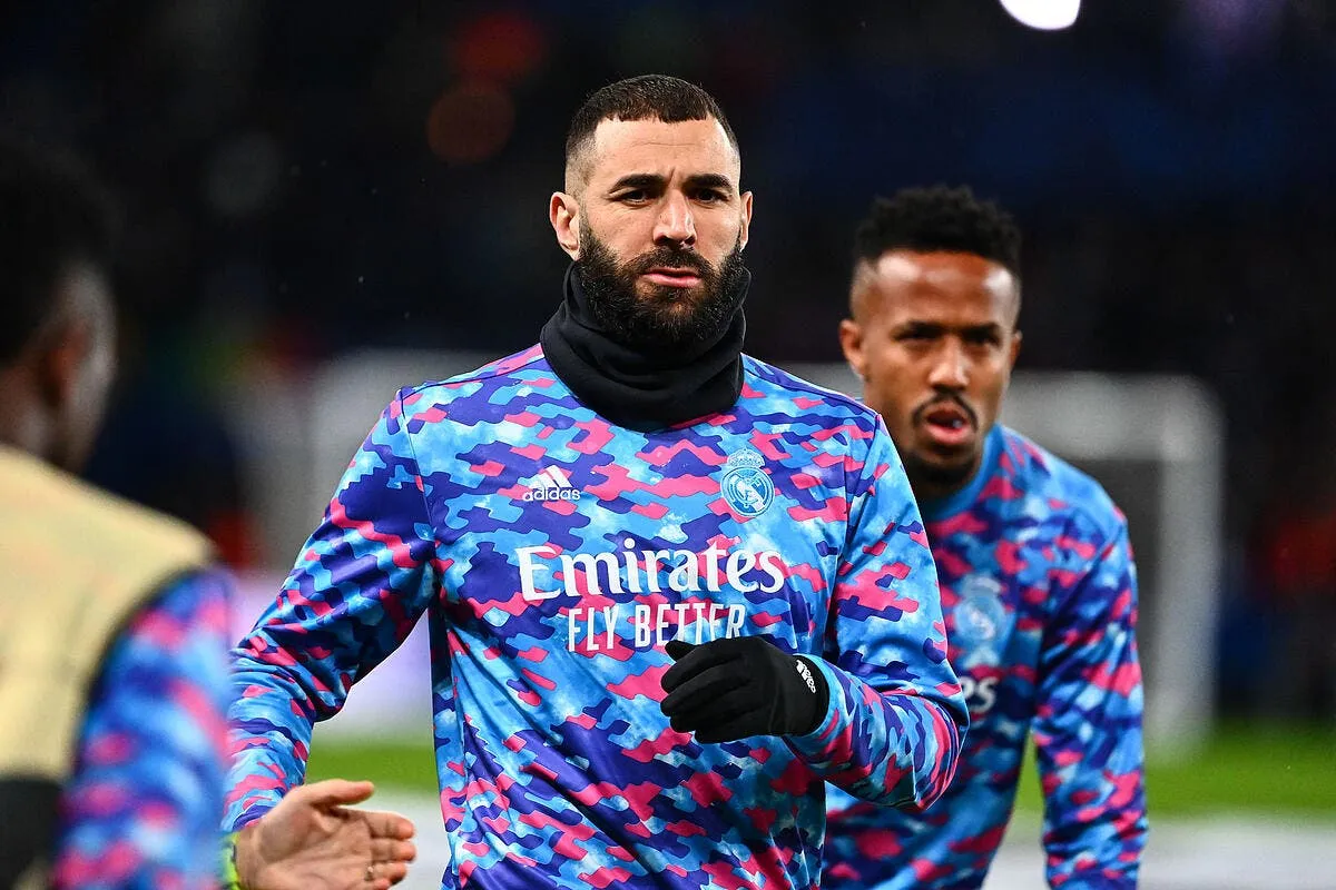 psg benzema et mbappe se chauffent avant le match icon dib 150222 10 03 334855