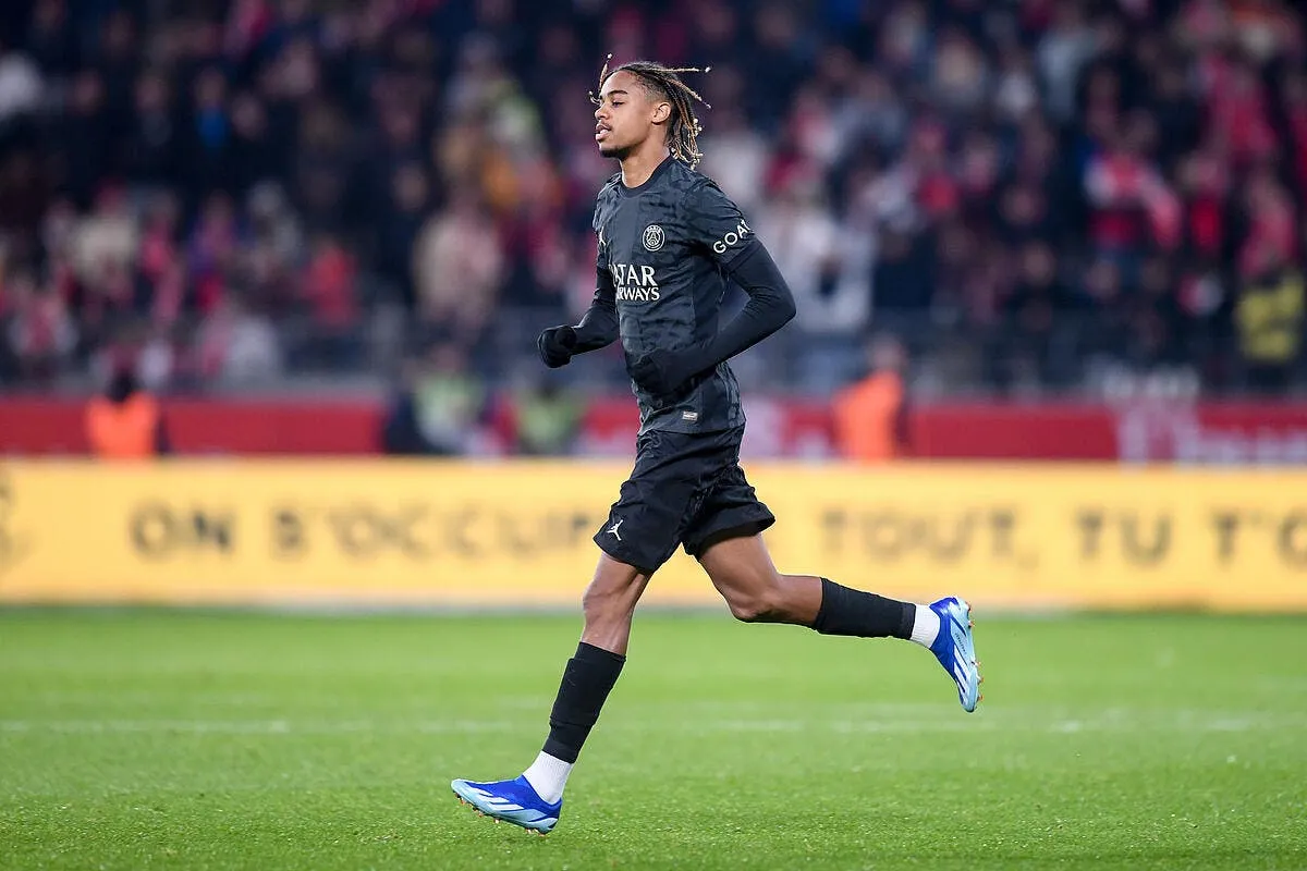 psg bradley barcola vire cet hiver c est l affolement icon pl5 1529 367956