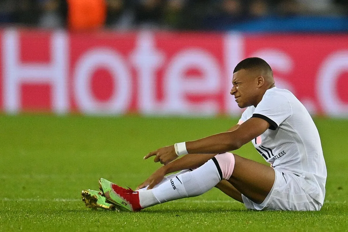 psg des nouvelles de la blessure de mbappe icon belgaimage 181561413 323779