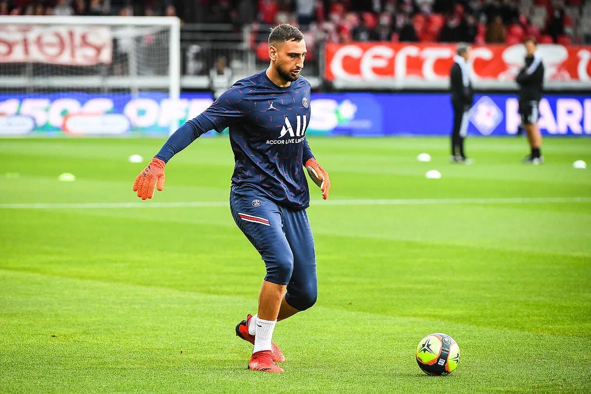 psg donnarumma donne le fond de se pensee sur navas icon mm1 2710 321973