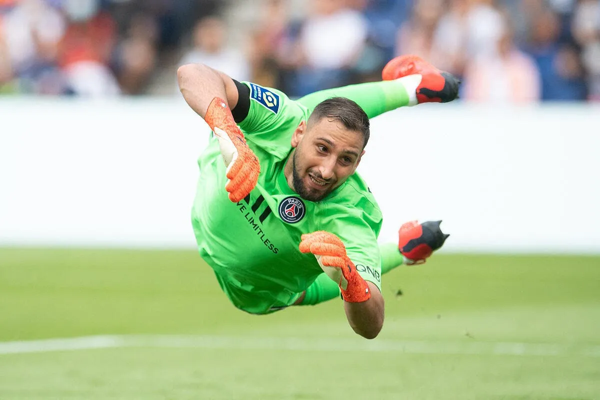 psg donnarumma ou navas ca sent le malaise icon 779868 001 323501