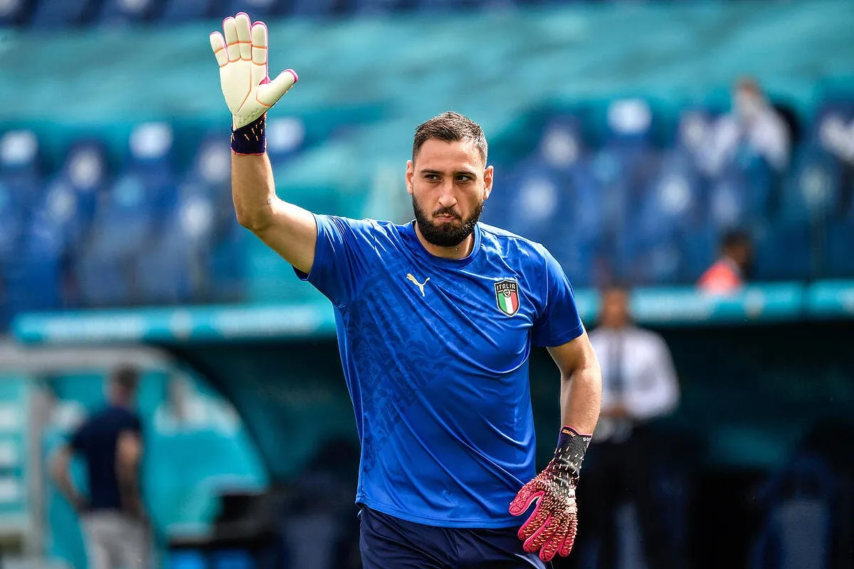 psg donnarumma vient pour etre le numero 1 icon sipausa 33820870 317257