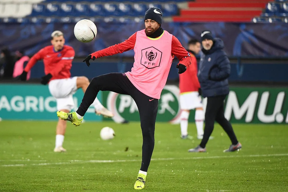 psg entrainement complet pour neymar le barca approche icon dib 100221 11 106 308567
