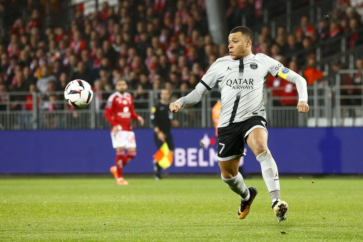 psg kylian mbappe l appel du pied qui fait hurler le qatar icon lr66056 358065