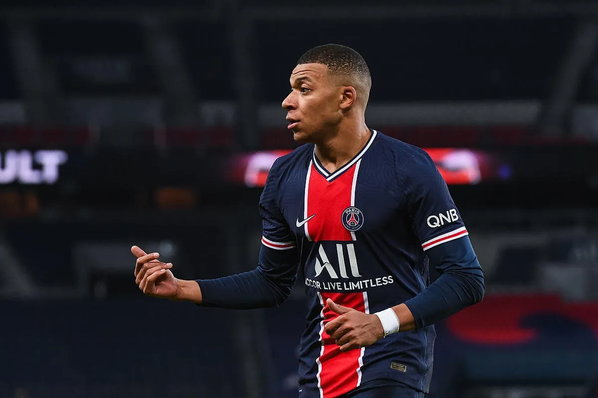 psg l emir sort le chequier pour garder mbappe icon bap 220121 93 166 1 304927