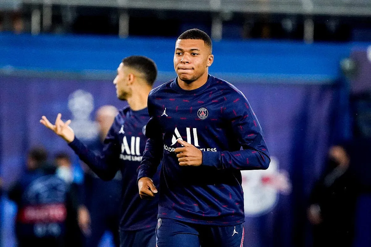 psg la frayeur de mbappe avant le match icon 19102021 pf12673 326175