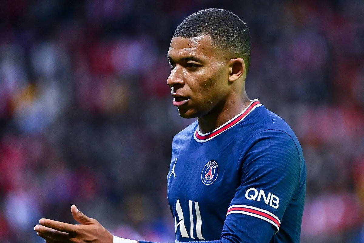 psg la menace mbappe plane sur paris icon dib 290821 11 177 1 322541