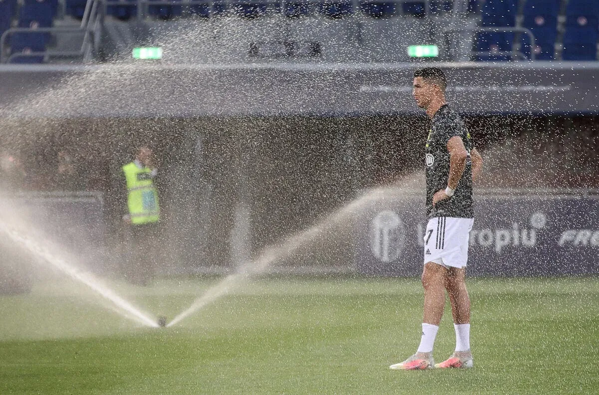 psg le luxe al khelaifi met cristiano ronaldo sur la touche icon lp 13000071 317521