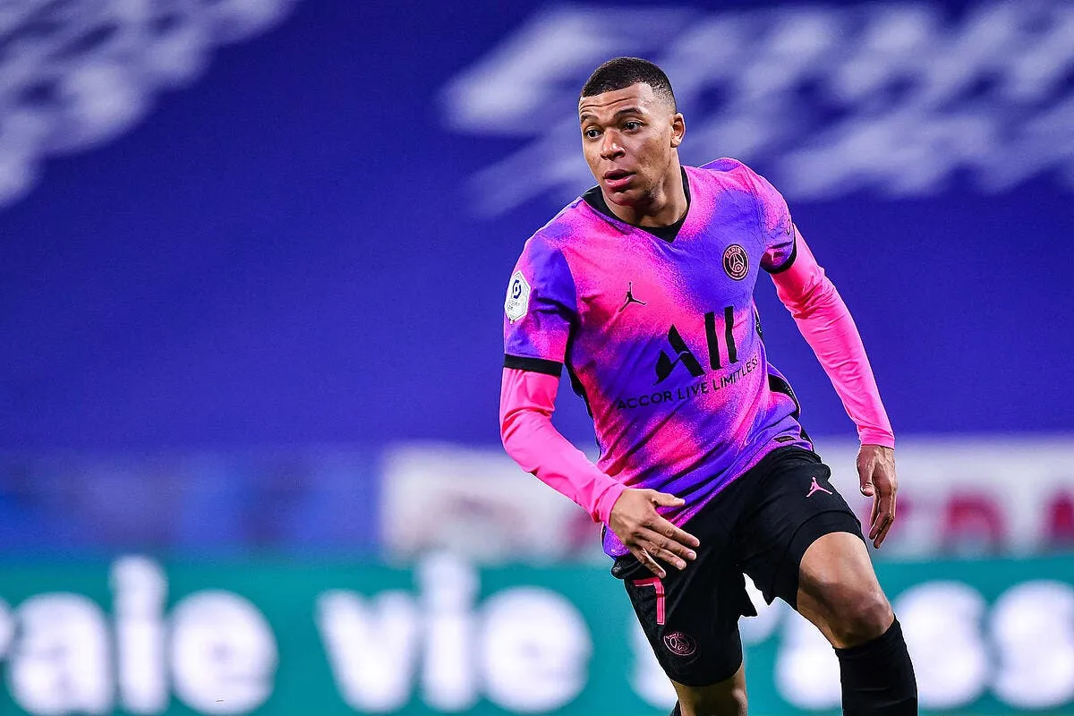 psg le maillot rose la mine d or secrete de paris icon bap 210321 93 077 310941