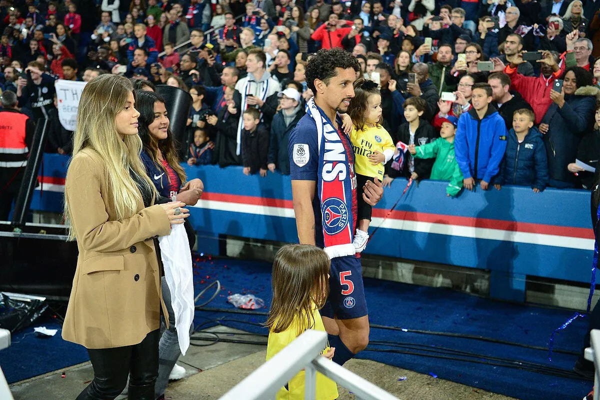 psg le pere et les enfants de marquinhos sequestes icon win 180519 01 90114 309217