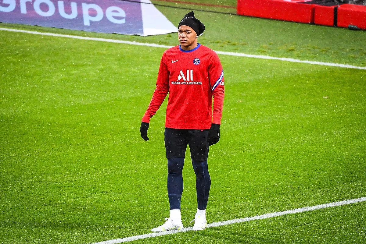 psg le real croit a un coup de bluff de mbappe mbappe 104 339081