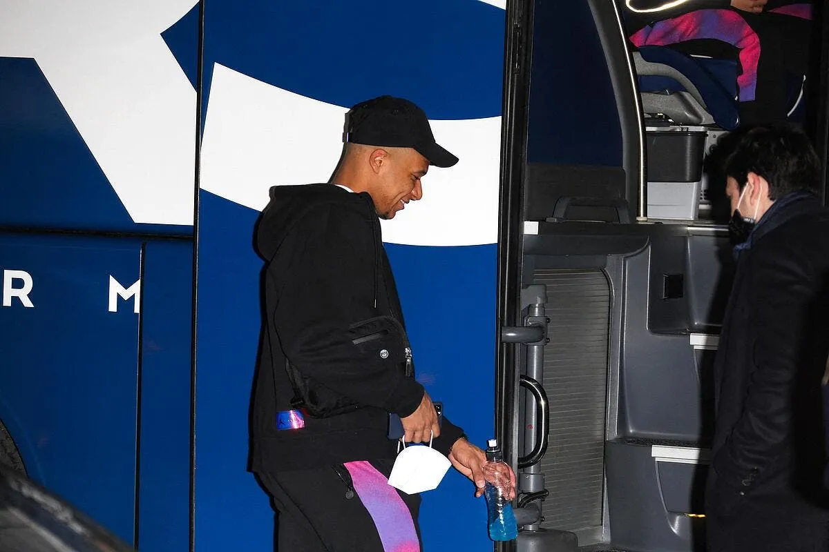 psg manipulation le clan mbappe en furie icon 761477 024 320255