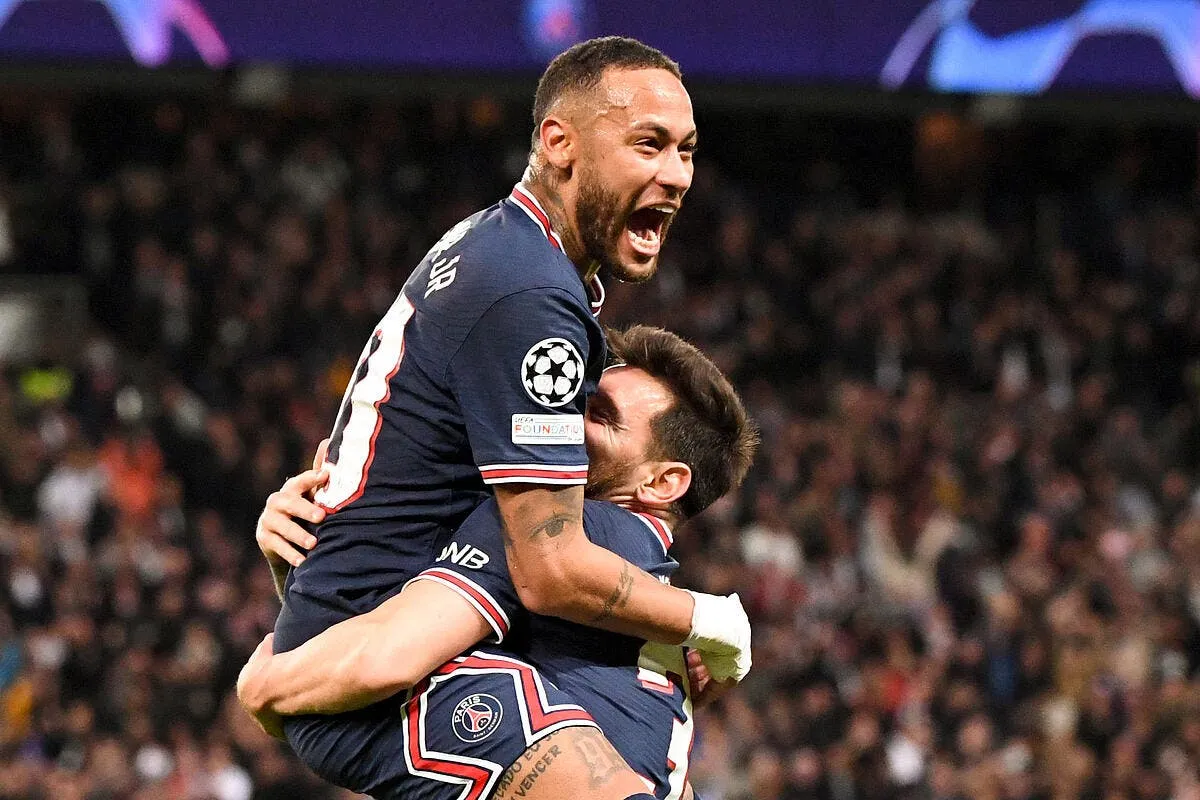 psg marco verratti vient au secours de neymar icon ab1 9046 2 4 326435