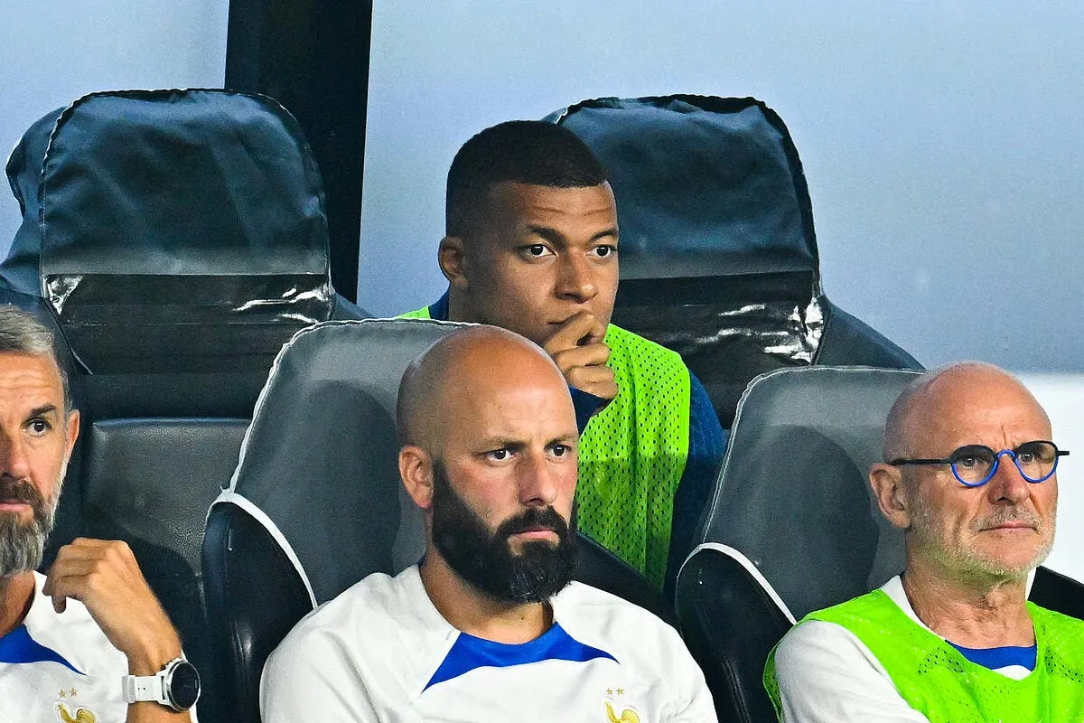 psg mbappe blesse didier deschamps confirme icon z91 1001 365408