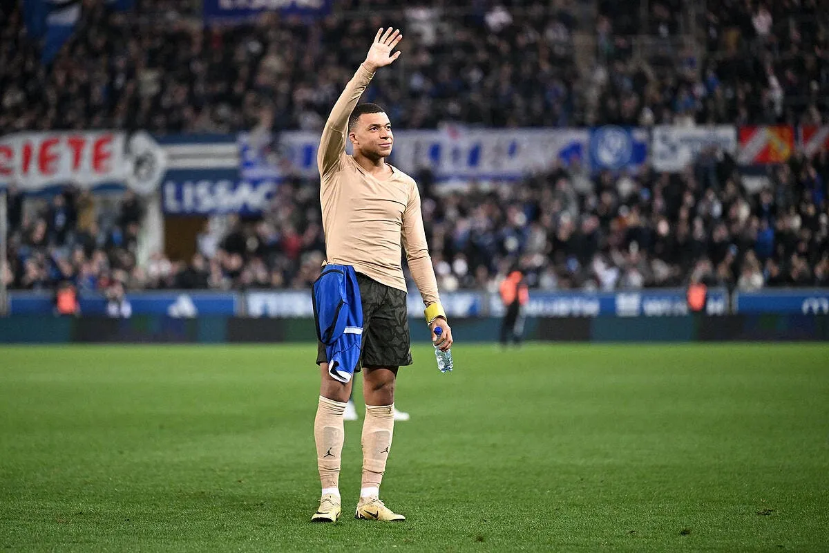 psg mbappe en vacances l explication tombe iconsport 189334 0302 376049