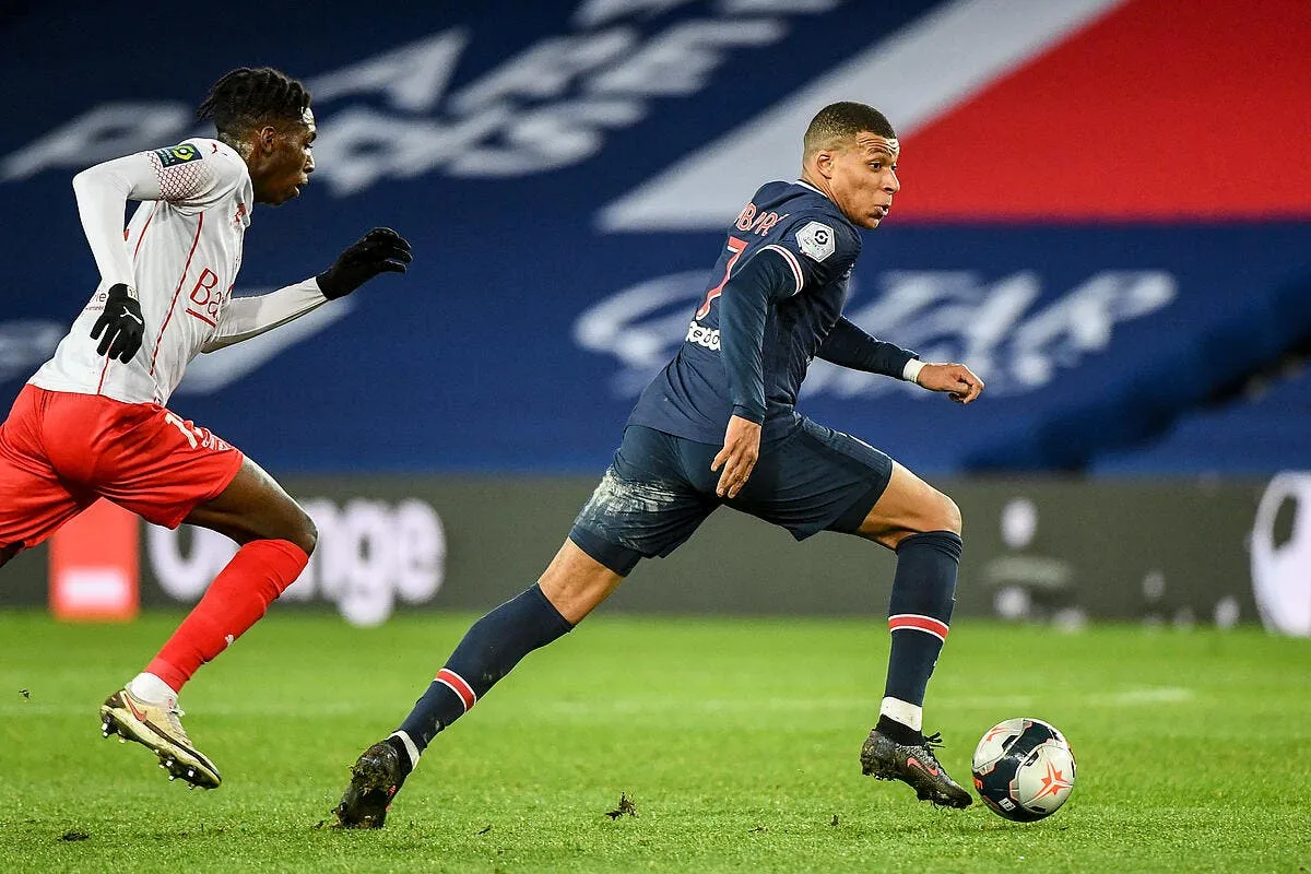 psg mbappe heros de barcelone un ex parisien craint le pire mbappe 97 306697