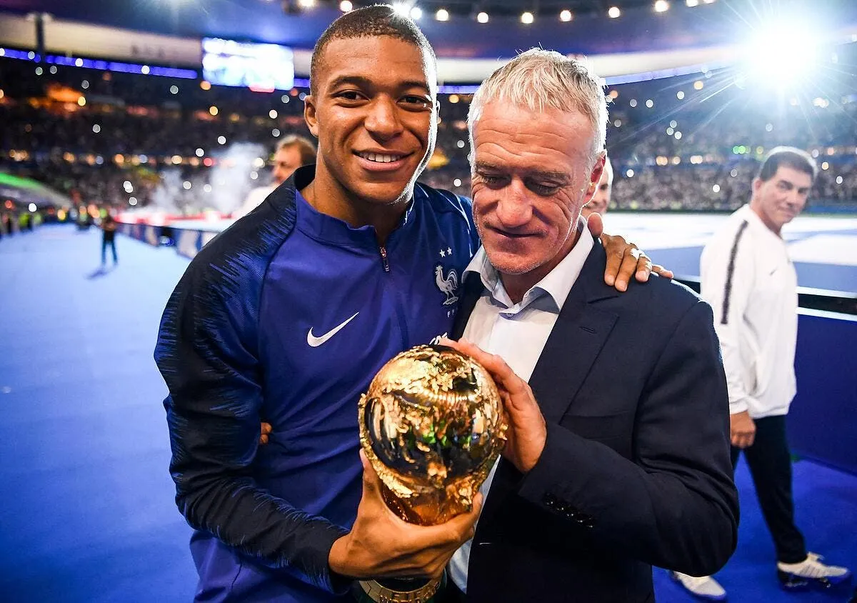 psg mbappe n est pas un monstre deschamps est sidere icon fif 090918 93 12 352417